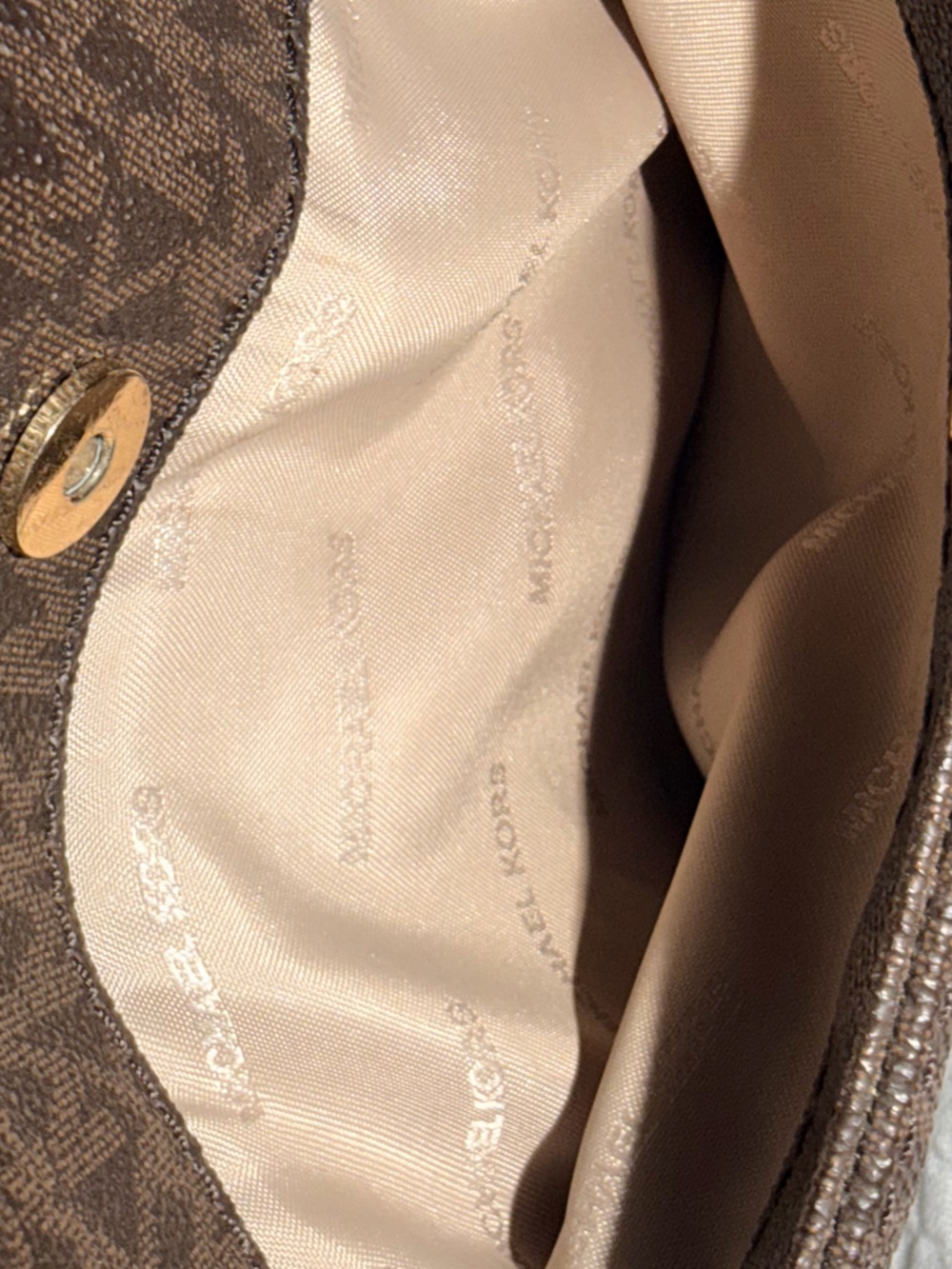 Michael Kors Dark Brown Signature Crossbody Bag with Tan Strap - Picture 11 of 15